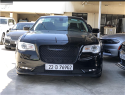 کرایسلەر 300